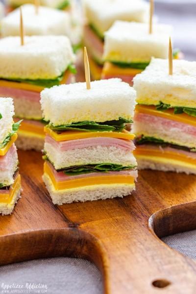 Mini Sandwichs divers (poulet/morue/hareng/jambon/légumes)