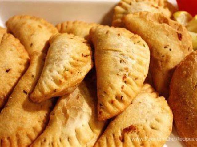 Pastelles de viandes et de poissons